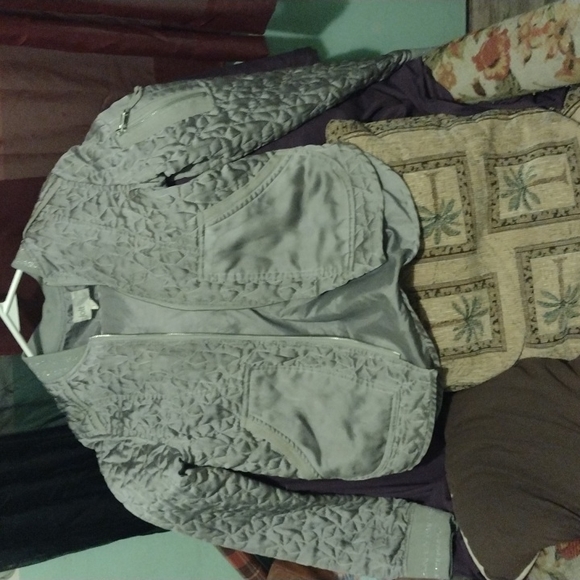 jacket - Picture 2 of 2